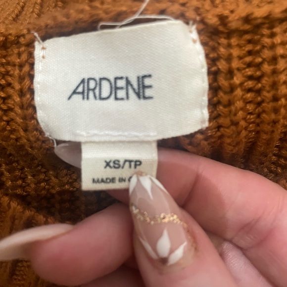 Ardene light coffee  Crew Neck Sweater with Ribbed Texture - Picture 4 of 4